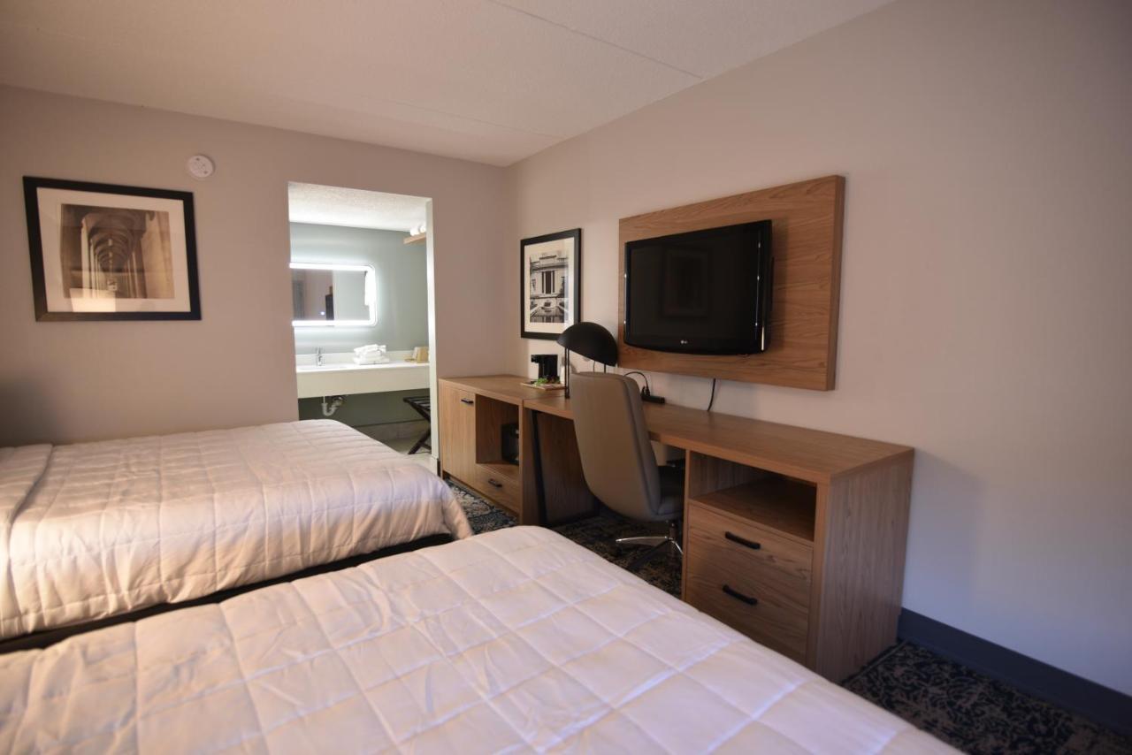 Baymont By Wyndham Pine Grove I-81 Hotel Exterior foto